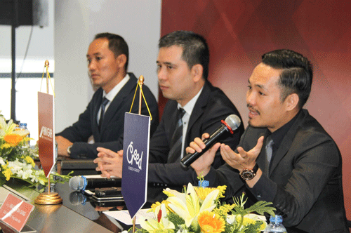 Ông Nguyễn Bá Sáng,Chủ tịch HĐQT kiêm TGĐ An Gia Investment trả lời các câu hỏi của phóng viên. Ông Nguyễn Bá Sáng,Chủ tịch HĐQT kiêm TGĐ An Gia Investment trả lời các câu hỏi của phóng viên.