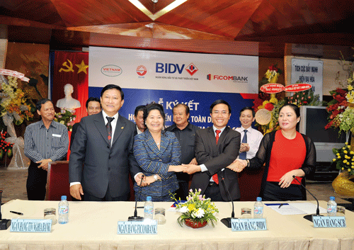 Lễ ký kết hợp tác chiến lược giữa BIDV và 3 ngân hàng hợp nhất.