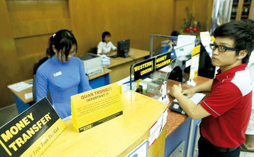 Tham gia dịch vụ chuyển tiền trong - ngoài nước của ACB, khách hàng có cơ hội trúng nhiều giải thưởng có giá trị. Tham gia dịch vụ chuyển tiền trong - ngoài nước của ACB, khách hàng có cơ hội trúng nhiều giải thưởng có giá trị.