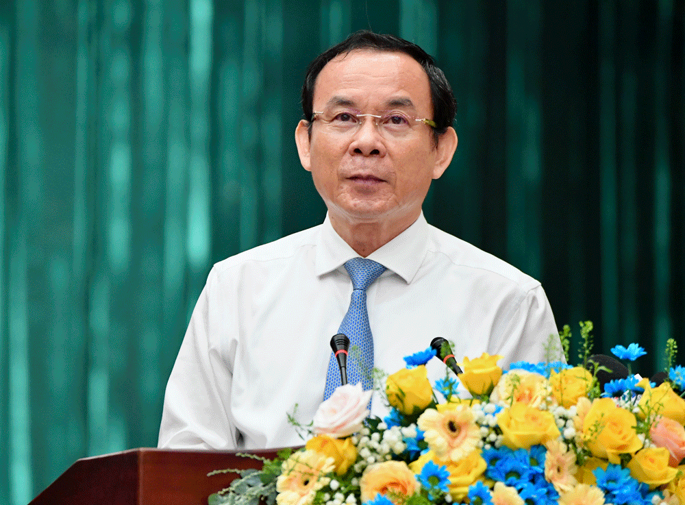 HCMC People's Committee awards certificates of merit to 125 schools