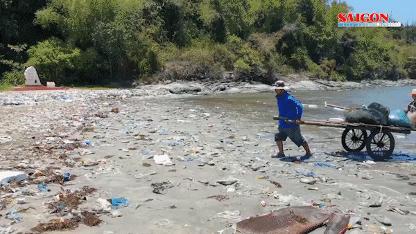 Garbage surrounds national monument of Ban Than – Hon Mang – Hon Dua