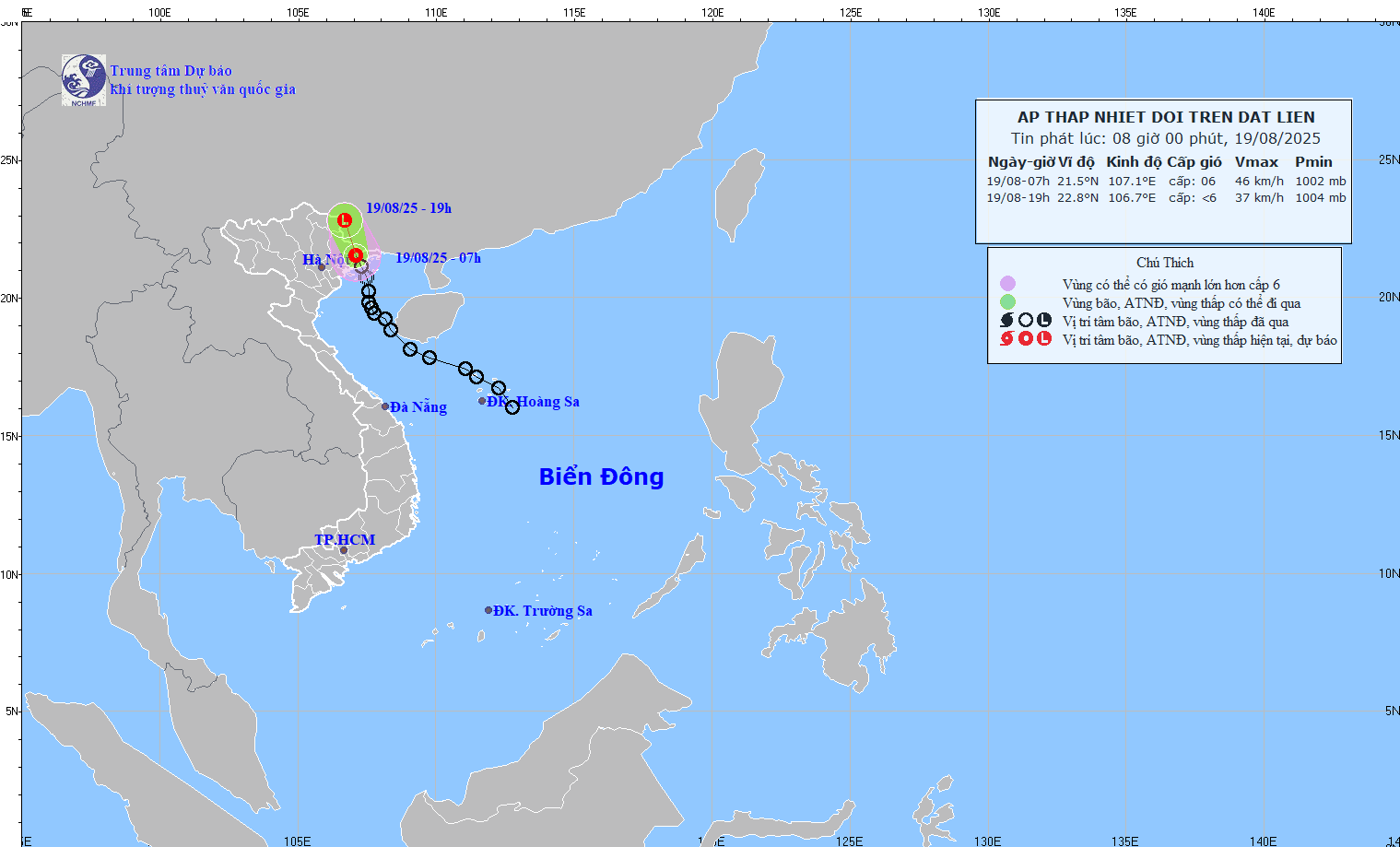 In the early morning of August 19, the tropical depression made landfall in the areas between Quang Ninh Province and Hai Phong City. img-1430-1453-4811.gif
