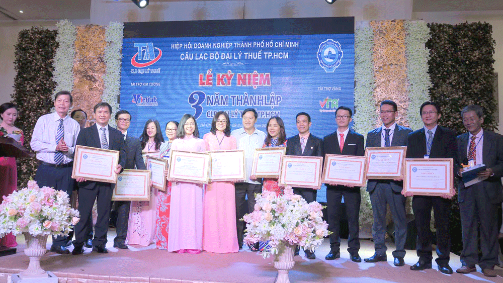 Một buổi sinh hoạt của Câu lạc bộ Đại lý thuế TPHCM
