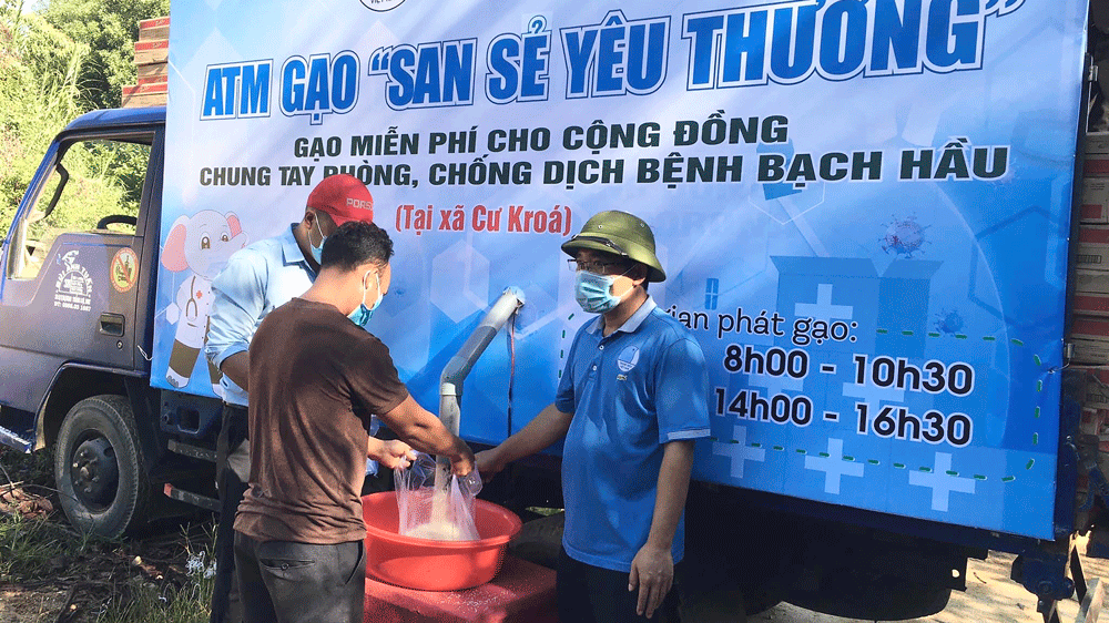 San sẻ yêu thương
