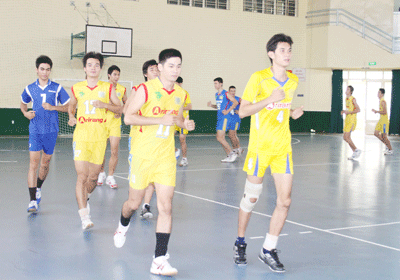 Vòng chung kết giải bóng chuyền hạng A toàn quốc 2011: Căng thẳng không kém giải VĐQG