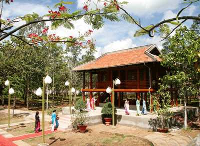 Model of Uncle Ho’s stilt house in Tra Vinh Province (Photo:SGGP) Model of Uncle Ho’s stilt house in Tra Vinh Province (Photo:SGGP)
