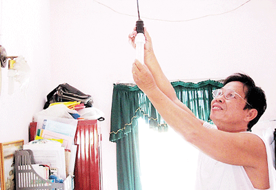 Bà chủ tịch UBND phường luôn tận tụy hết lòng với công việc