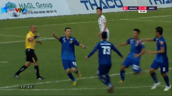 HAGL - Quảng Nam 1-2: Xuân Trường trở lại, Hồng Duy chấn thương, Như Tuấn, Minh Tuấn lập công