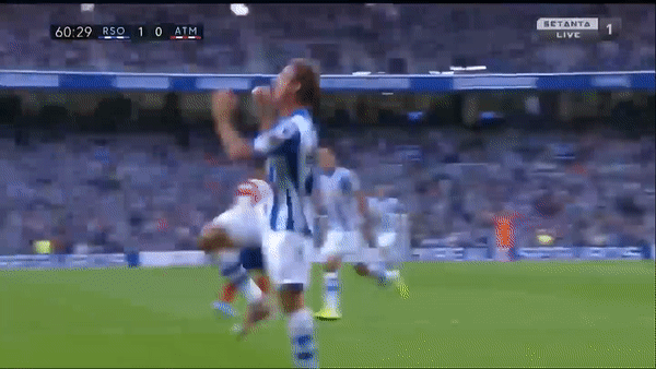 Sociedad - Atletico Madrid 2-0: Odegaard, Monreal cắt đứt mạch 3 trận thắng của HLV Diego Simeone