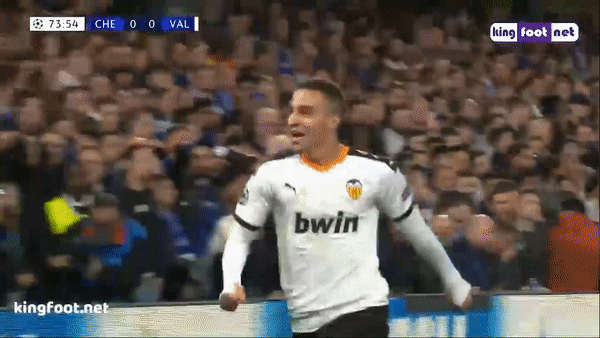 Chelsea - Valencia 0-1: Rodrigo lập công, Ross Barkley hỏng pen, HLV Lampard ngậm ngùi thua trận