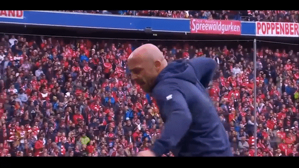 Bayern Munich - Hoffenheim 1-2: Lewandowski gỡ hòa, Adamyan lập cú đúp hạ Bayern