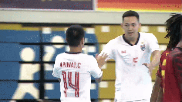 Đông Timor - Thái Lan 1-12: Thái Lan trút mưa gôn, giành ngôi đầu bảng A