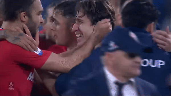 Napoli - Fiorentina 0-2: Federico Chiesa, Dusan Vlahovic bất ngờ hạ gục đối thủ