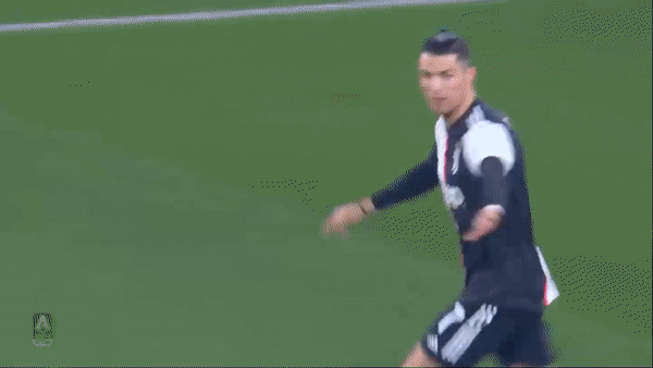 Napoli - Juventus 2-1: Zielinski, Insigne lập công, Ronaldo "nổ súng" nhưng Juve vẫn thua