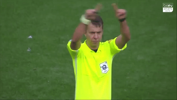 Lyon - Strasbourg 1-1: Bertrand Traore mở bàn, VAR chấp nhận Kevin Zohi níu chân Lyon chia điểm