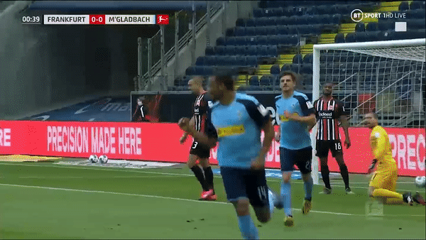 E.Frankfurt - M'gladbach 1-3: Plea ghi bàn giây 47, Thuram, Bensebaini thăng hoa ngày tái đấu