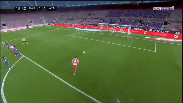 Barcelona - Atletico Madrid 2-2: Rượt đuổi hấp dẫn, Diego Costa sớm phản lưới nhà, Messi, Niguez lập công trên chấm 11m