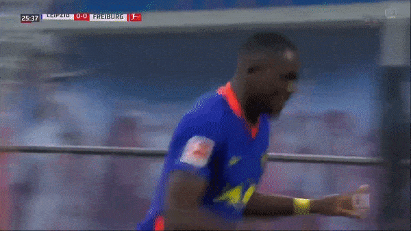 RasenBallsport Leipzig - Freiburg 3-0: Ibrahima Konate, Marcel Sabitzer, Angelino đồng loạt tỏa sáng giành gọn 3 điểm