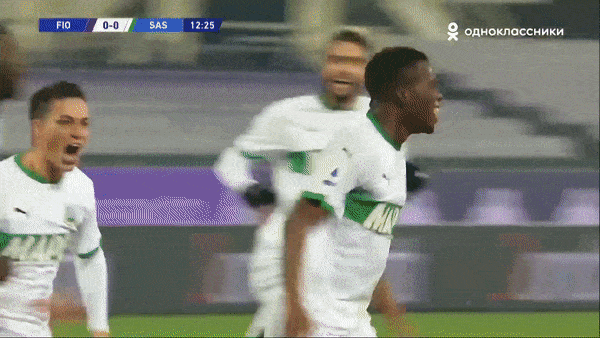 Fiorentina - Sassuolo 1-1: Hamed Traore mở bàn, Dusan Vlahovic gỡ hòa trên chấm penalty 