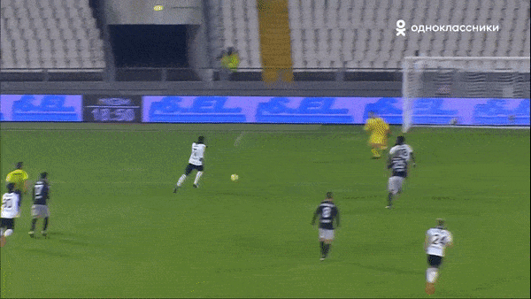 Spezia - Bologna 2-2: M’Bala Nzola xuất thần cú đúp, Dominguez, Musa Barrow kịp ngược dòng giành 1 điểm 