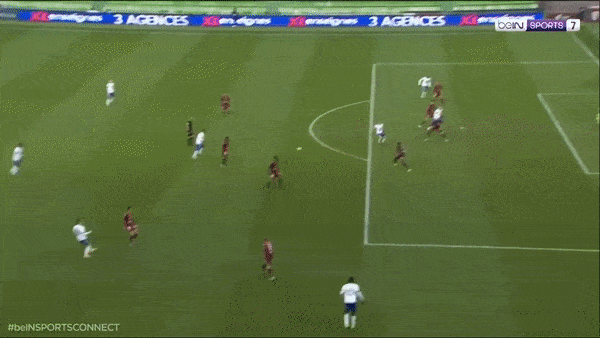 Metz - Strasbourg 1-2: Thomas Delaine mở tỷ số, Adrien Thomasson ngược dòng cú đúp