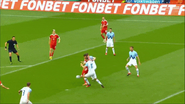 Nga - Slovenia 2-1: Thủ lĩnh Artem Dzyuba xuất thần lập cú đúp, Josip Ilicic rút ngắn tỷ số, Nga dẫn đầu bảng H