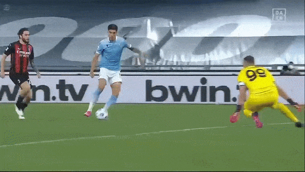 Lazio - AC Milan 3-0: Vắng Ibrahimovic, Correa xuất sắc lập cú đúp, Immobile chốt hạ chiến thắng, kéo Milan xuống tốp 5 Serie A