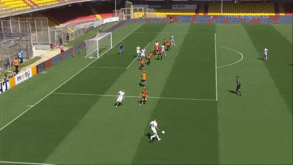 Benevento - Cagliari 1-3: Lykogiannis sớm khai bàn phút đầu tiên, Lapadula gỡ hòa, Pavoletti, Joao Pedro chốt hạ giành 3 điểm
