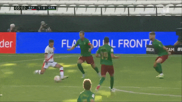 Rayo Vallecano vs Granada 4-0: Alvaro Garcia sớm mở bàn phút thứ 3, Oscar Trejo, Randy Nteka, Santi Comesana lần lượt khoe tài ghi bàn