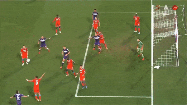 Fiorentina vs Napoli 1-2: Quarta mở tỷ số, Lozano, Rrahmani xuất sắc ngược dòng giành 3 điểm, củng cố ngôi đầu Serie A