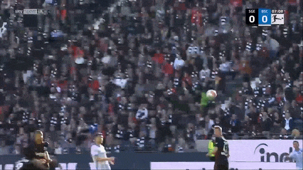 E.Frankfurt vs Hertha Berlin 1-2: Marco Richter sớm mở bàn, Jurgen Ekkelenkamp nhân đôi tỷ số, Goncalo Paciencia rút ngắn tỷ số trên chấm penalty