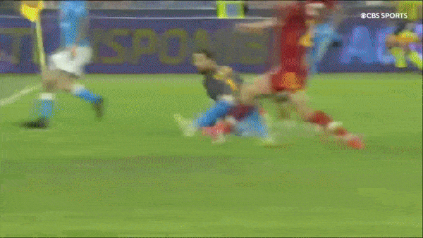 AS Roma v Napoli 0-0: Osimhen, Insigne, Zielinski, Politano kém duyên ghi bàn, thủ thành Patricio, HLV Mourinho may mắn chia điểm, Napoli dẫn đầu Serie A