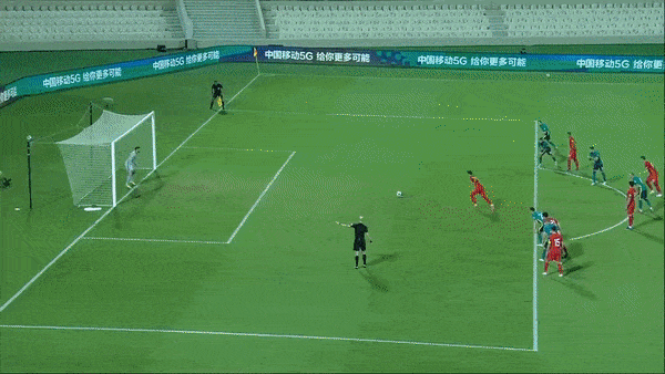 Trung Quốc vs Australia 1-1: Mitchell Duke mở tỷ số, Vũ Lỗi gỡ hòa trên chấm penalty, chia 1 điểm quý giá