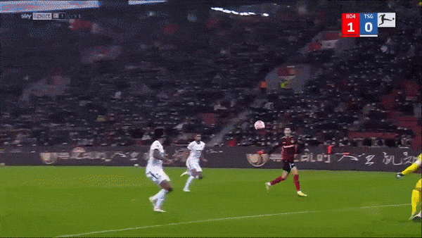 Leverkusen vs Hoffenheim 2-2: Patrik Schick xuất sắc lập cú đúp, Angelo Stiller, Munas Dabbur bất ngờ ngược dòng chia điểm, Moussa Diaby bị thẻ đỏ phút cuối