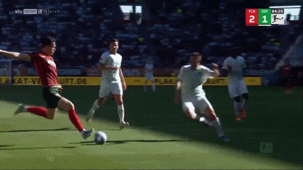 Augsburg vs Greuther Furth 2-1: Caligiuri mở bàn từ chấm penalty, Ngankam gỡ hòa, Gregoritsch ấn định chiến thắng, Greuther Furth rớt hạng Bundesliga