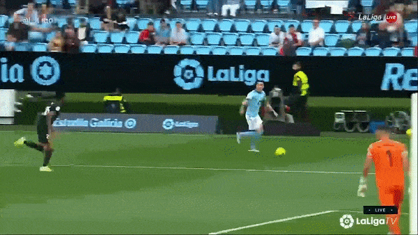 Celta Vigo vs Elche 1-0: Iago Aspas căng ngang, Denis Suarez đệm bóng cận thành ghi bàn duy nhất