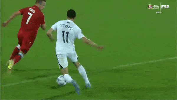 Azerbaijan vs Belarus 2-0: Kịch tính phút cuối, Mahir Emreli mở bàn, Ramil Sheydayev đột phá ấn định chiến thắng phút bù giờ