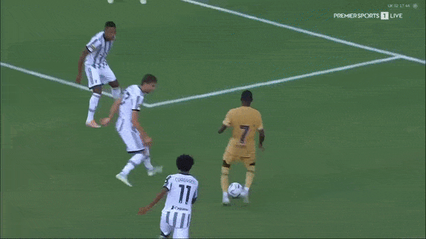 Giao hữu, Barcelona vs Juventus 2-2: Dembele mở bàn, Moise Kean gỡ hòa, Dembele lại tỏa sáng, Moise Kean lại gỡ hòa, Lewandowski, Aubameyang kém duyên ghi bàn