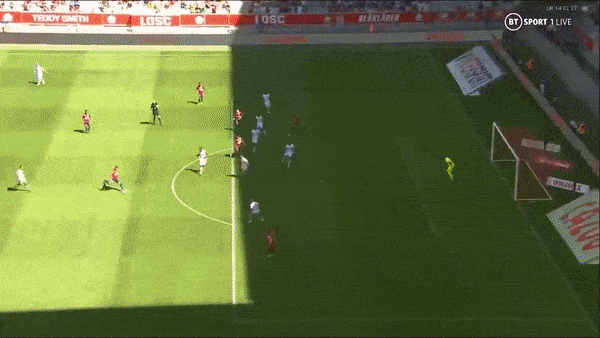 Lille vs Auxerre 4-1: Andre sớm mở bàn, David tỏa sáng cú đúp, Zedadka góp công chiến thắng, Charbonnier ghi bàn danh dự