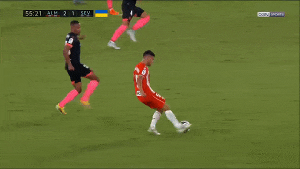 Almeria vs Sevilla 2-1: Oliver Torres khai bàn nhưng Largie Ramazani gỡ hòa, Umar Sadiq đệm bóng cận thành ấn định 3 điểm