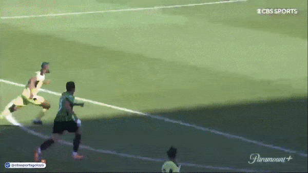 Sassuolo vs Udinese 1-3: Frattesi mở bàn nhưng Beto tỏa sáng cú đúp, Samardzic ngược dòng chiến thắng, Tressoldi bị thẻ đỏ