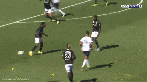 Toulouse vs Reims 1-0: Fares Chaibi kiến tạo, Zakaria Aboukhlal ghi bàn duy nhất giành chiến thắng, Alexis Flips nhận thẻ đỏ 