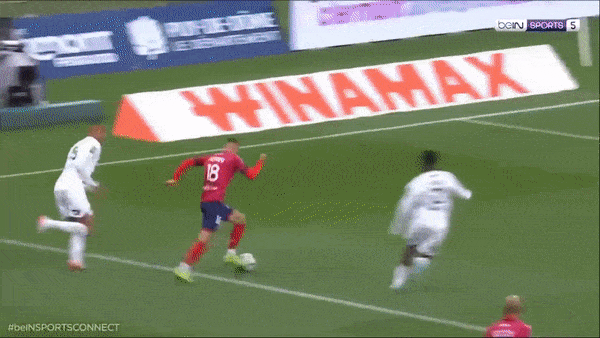 Clermont vs Montpellier 1-1: Tedy Savanier mở bàn trên chấm penalty, Komnen Andric tỉa góc xa cứu thua điệu nghệ