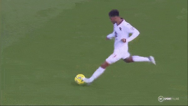 Salernitana vs Torino 1-1: Valentino Lazaro kiến tạo, Antonio Sanabria mở bàn, Tonny Vilhena chia điểm xứng đáng