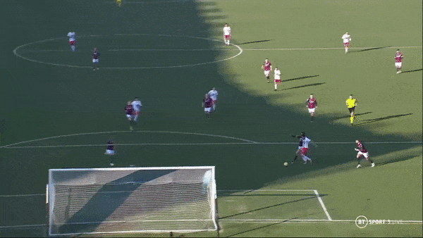 Bologna vs Monza 0-1: Andrea Petagna dọn cỗ, Giulio Donati ghi bàn duy nhất giành gọn 3 điểm