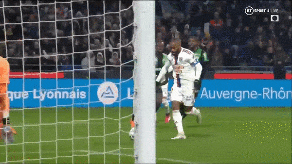 Lyon vs Lens 2-1: Cherki kiến tạo, Lacazette nỗ lực khai bàn, Machado gỡ hòa, Cherki ấn định chiến thắng