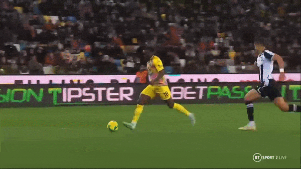 Udinese vs Spezia 2-2: Beto, Roberto Pereyra lập công, M'Bala Nzola tỏa sáng cú đúp kịp chia điểm