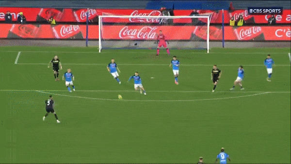 Napoli vs Lazio 0-1: Matias Vecino sút xa đẹp mắt ghi bàn duy nhất giúp Lazio hạ đoàn quân Napoli dù đang dẫn đầu Serie A