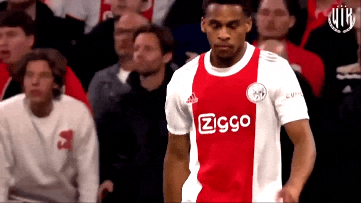 Hậu vệ Jurrien Timber của Ajax cập bến Arsenal với giá 45 triệu euro