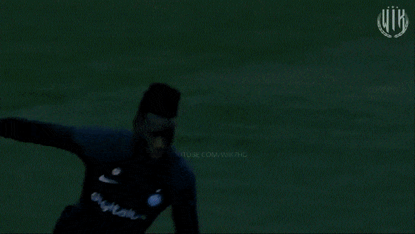 Tại sao Man United quyết chiêu mộ Andre Onana trong 72 giờ tới? 